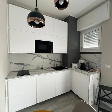 شقة Mia House A 7 Minuti Dalla Metro *