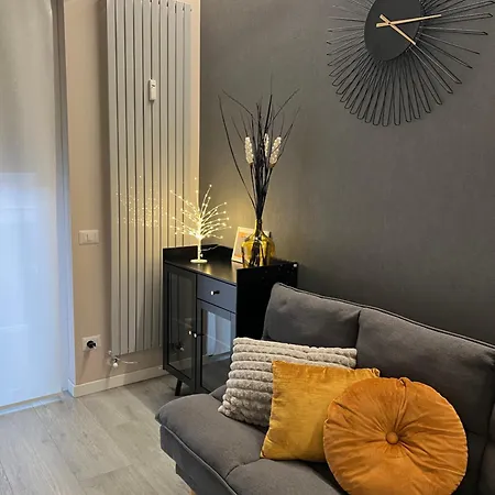 شقة Mia House A 7 Minuti Dalla Metro