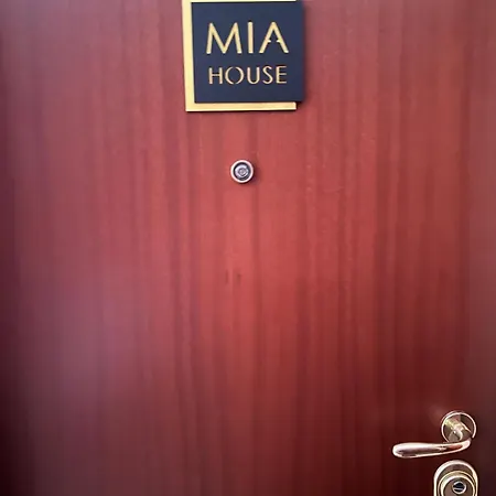 Mia House A 7 Minuti Dalla Metro شقة Pioltello